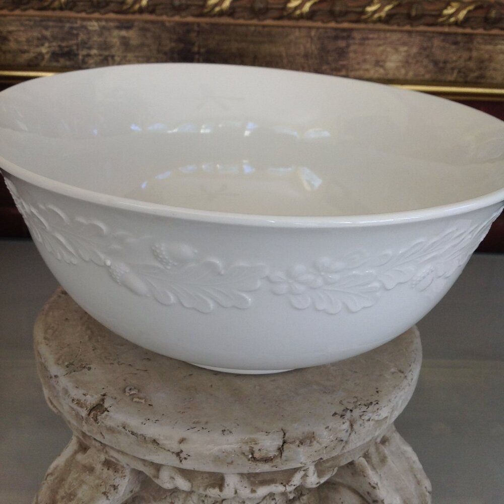 Martha Stewart Everyday Collection White Embossed Acorn & Oak Leaf Serving Bowl